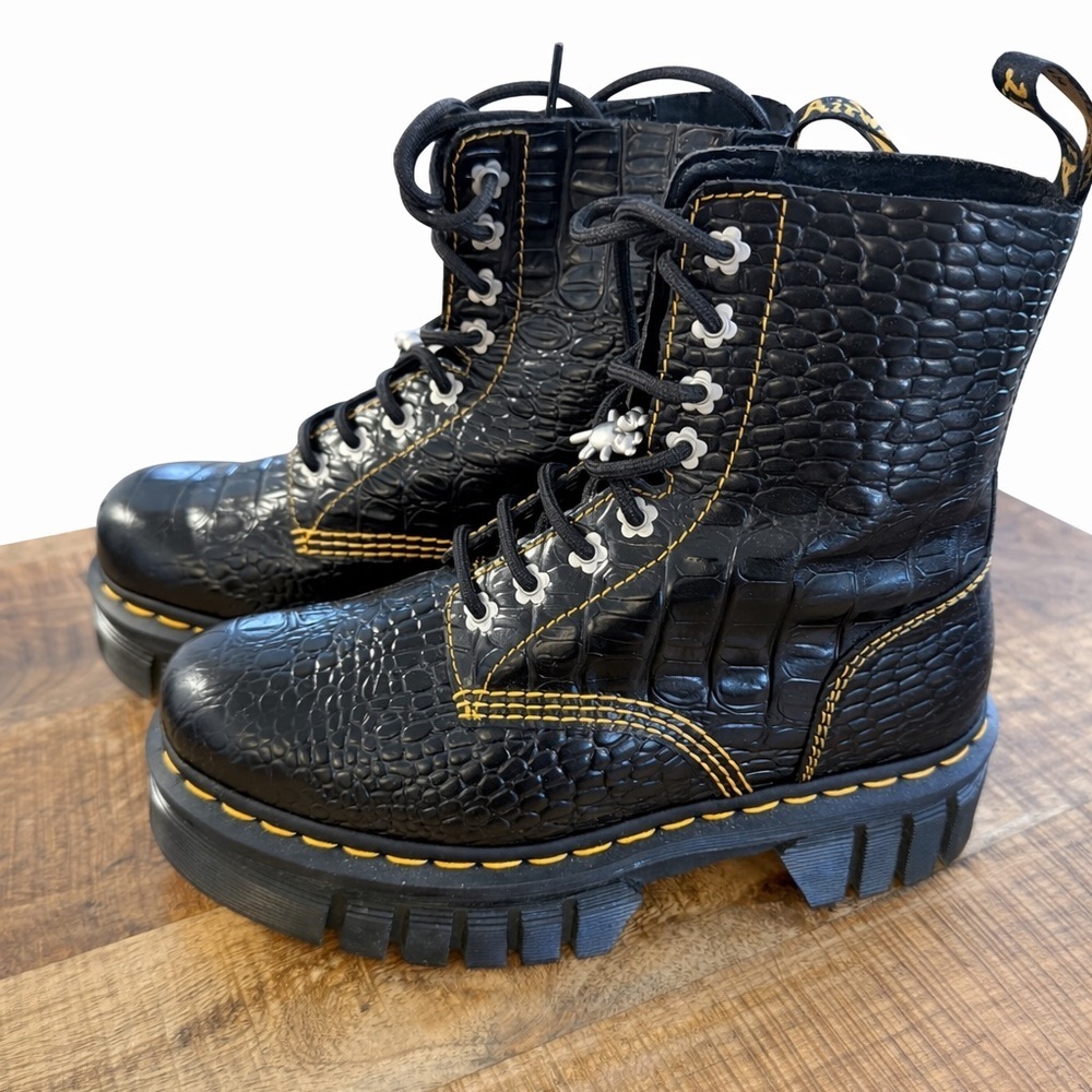 NWOT Dr Martens Audrick Heaven by Marc Jacobs Croc Boots, Size 7 - Picture 8 of 9